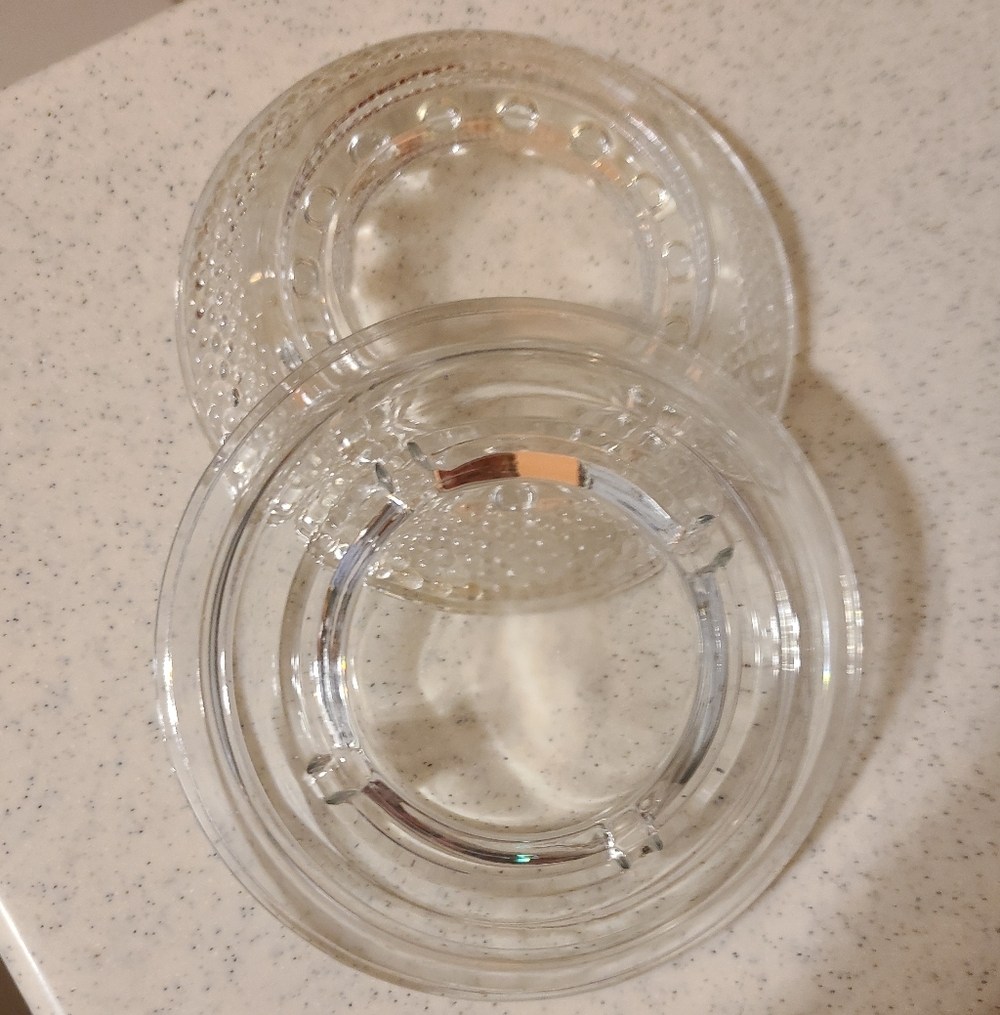 Clear Glass Ashrays Set